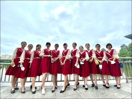 輔導員畢業典禮禮儀服務 溫情送別畢業學子